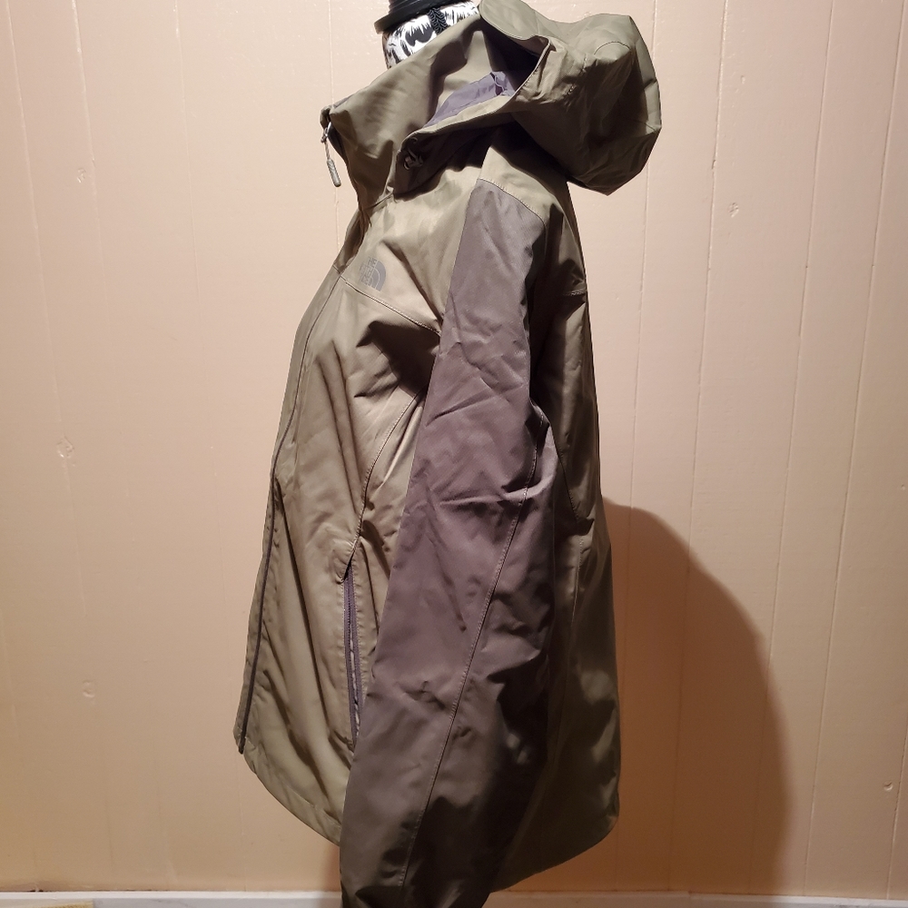 Northface Jacket - Picture 9 of 11